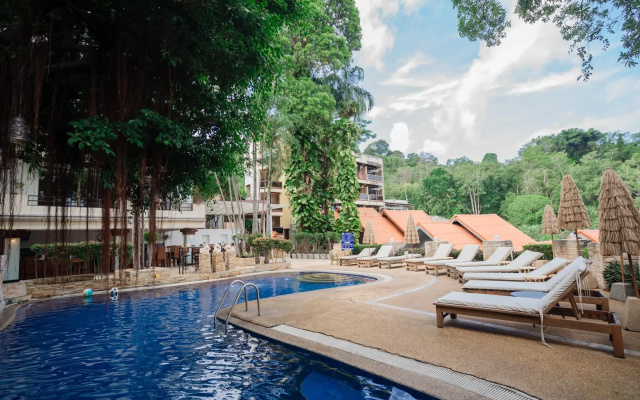 Club Bamboo Boutique Patong Beach Resort