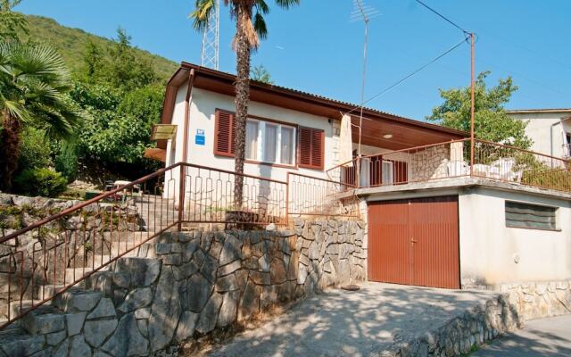 House Mirella
