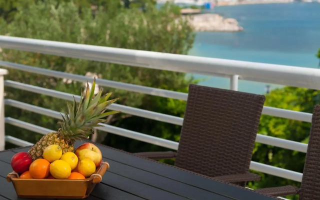 The Beach Apartments