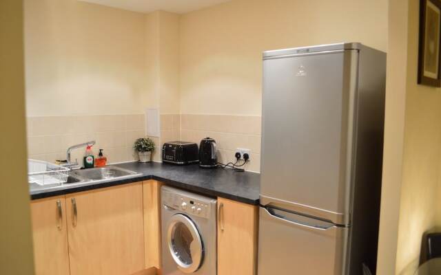 1 Bedroom Apartment in Mile End