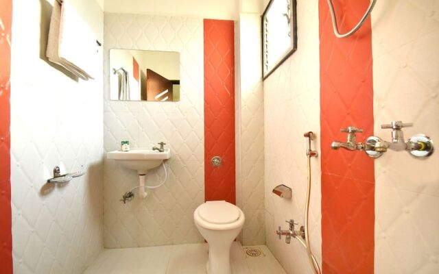 OYO 7421 Hotel Relex