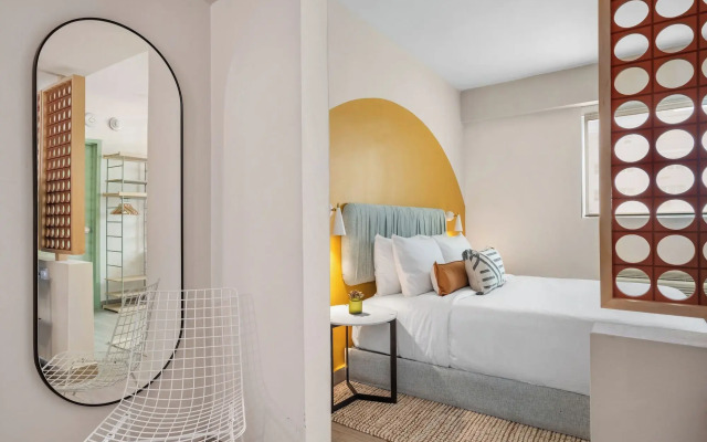 HiBird- Apartment and Suites Hotel