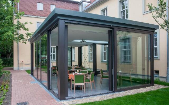 Am Großen Waisenhaus