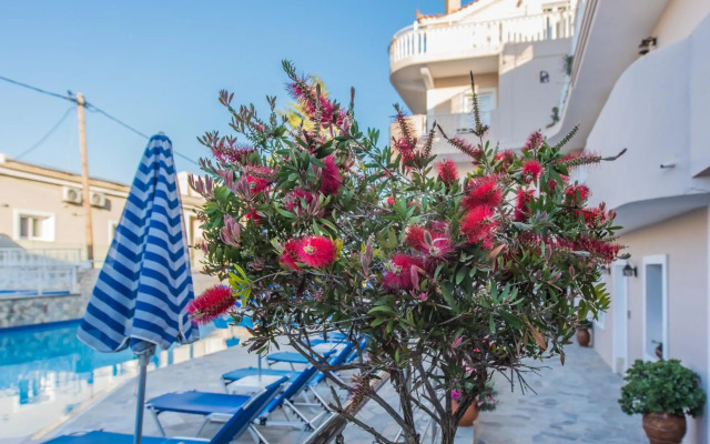 Planos Beach Hotel