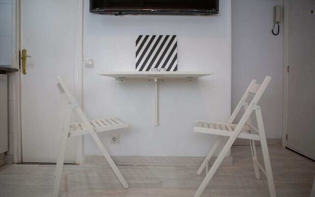 1bed Studio in the Heart of Madrid, 2mins to Metro