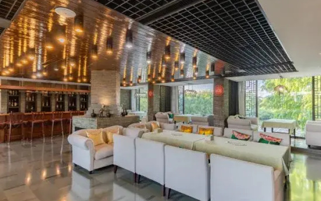 Huayi Jiankang Hotel