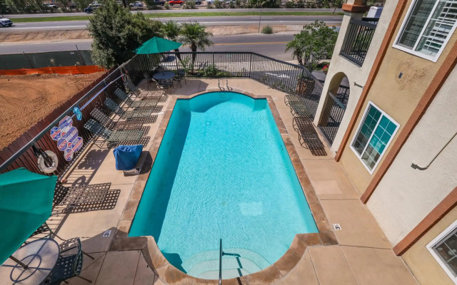 Motel Mediteran Escondido