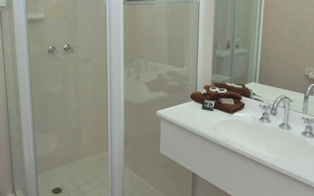 Winning Post Motor Inn