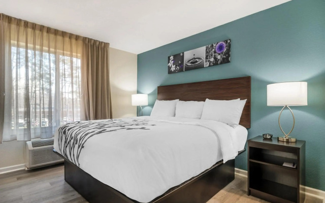 Sleep Inn & Suites