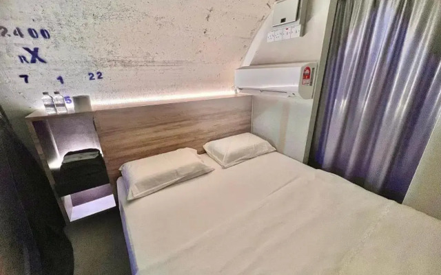 Reserve The Cozytainer