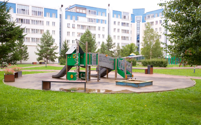 ApartmentFly (АпартментФлай) на улице Петра Ломако 14