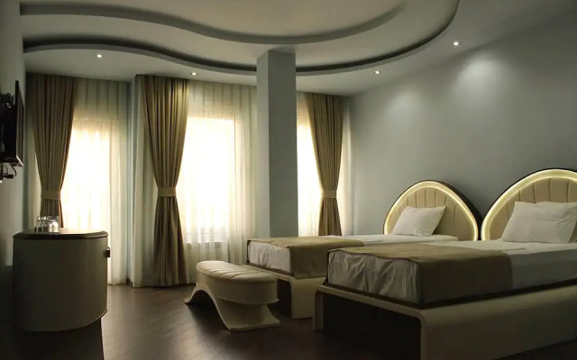 Light Palace Hotel