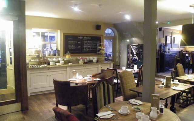 Saracens Head Towcester by Greene King Inns