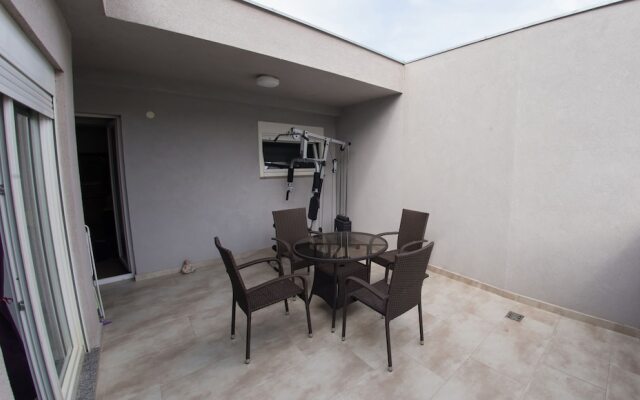 Luxury Apartment in City Center