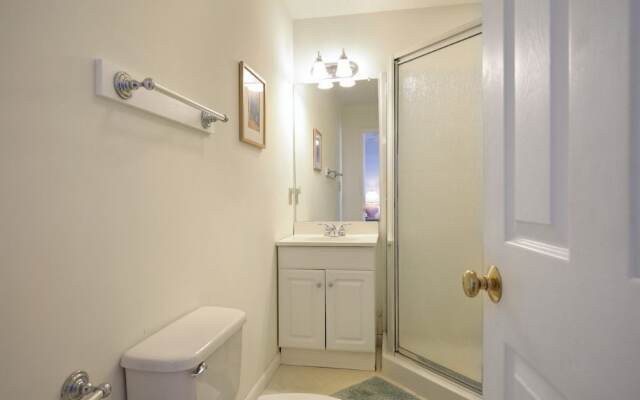 Due South - 5 Br Home