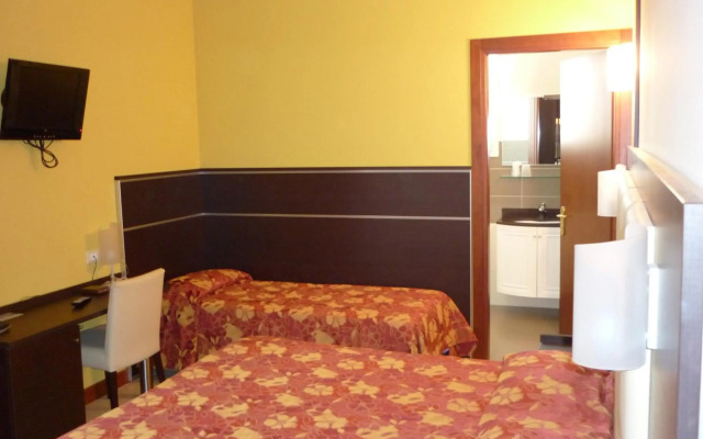 Hotel Mondial