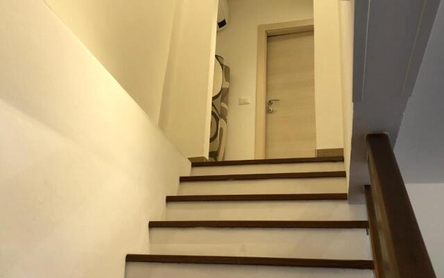 Casa indipendente su due livelli in Liguria-vista mare 6-7 Posti