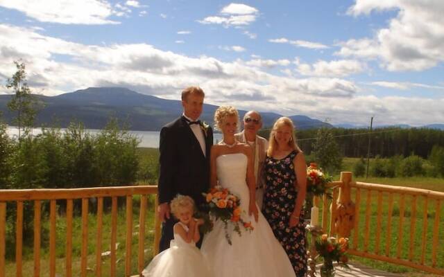 Williston Lake Resort