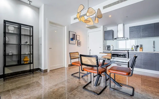w Comfy 1BR w Fantastic Balcony in YOO