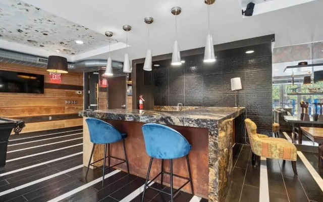 CozySuites at Mill District