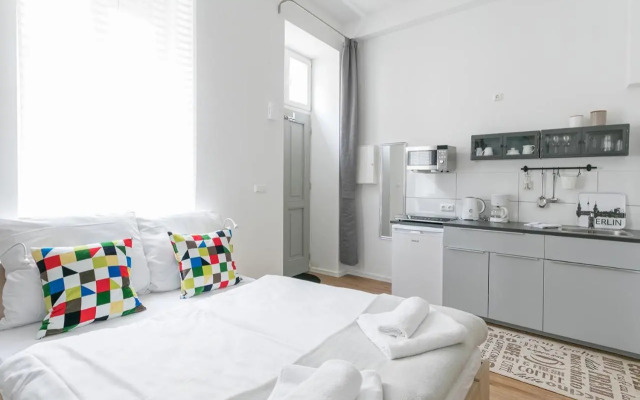 Studio Apartment for 3