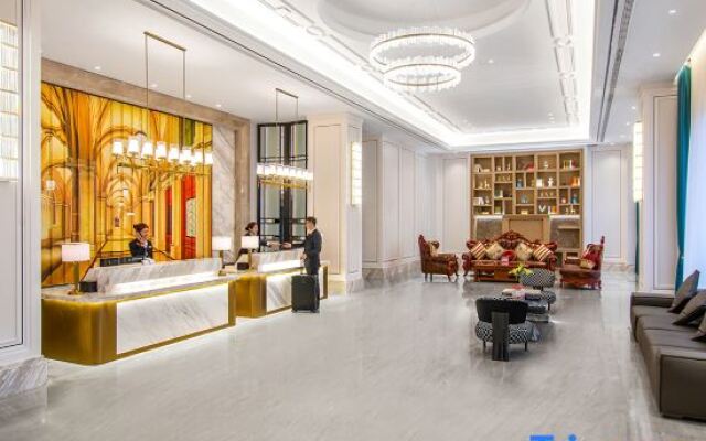 Vienna International Hotel Siam Luocheng