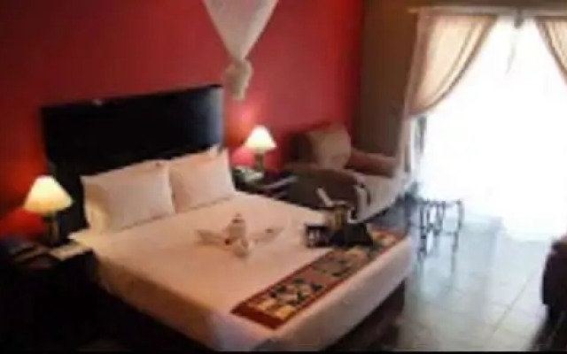 Kamanga Safari Hotel