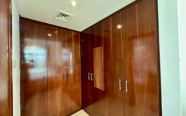 Lux BnB I Una Tower I Lakes View