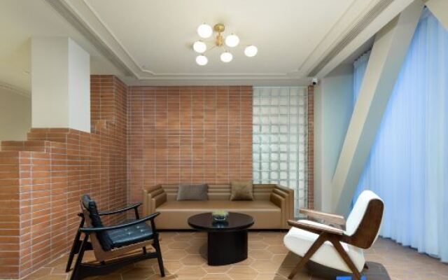 Atour Hotel Shanghai  Jing'an IMIX Park