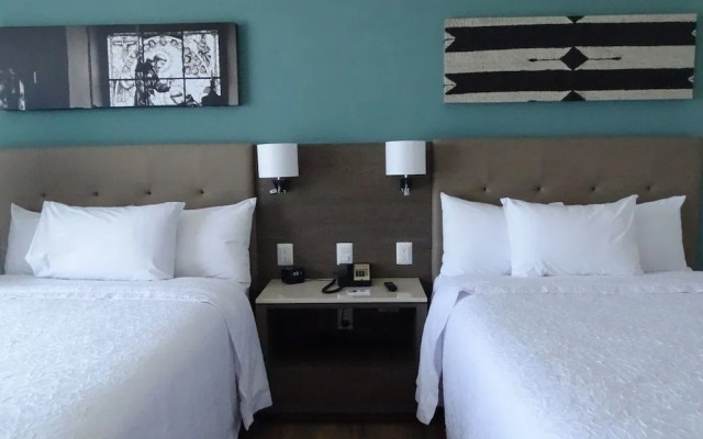 Hampton Inn by Hilton Celaya