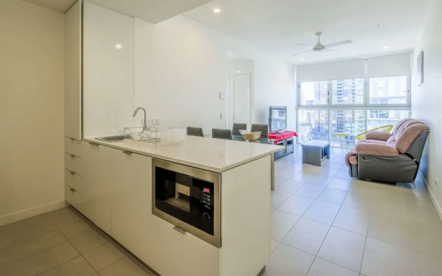 Sofun Apartment In Newstead