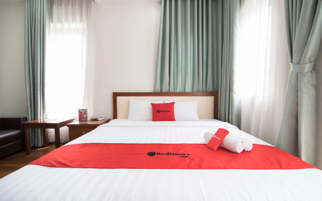 Reddoorz Plus @ Phu My Hung Residence