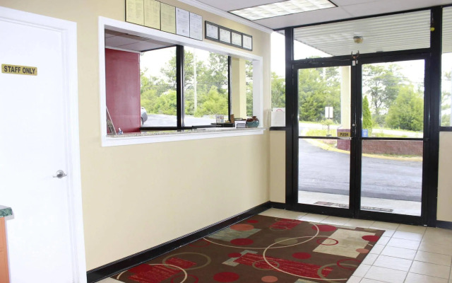 Motel 6 Cleveland, TN