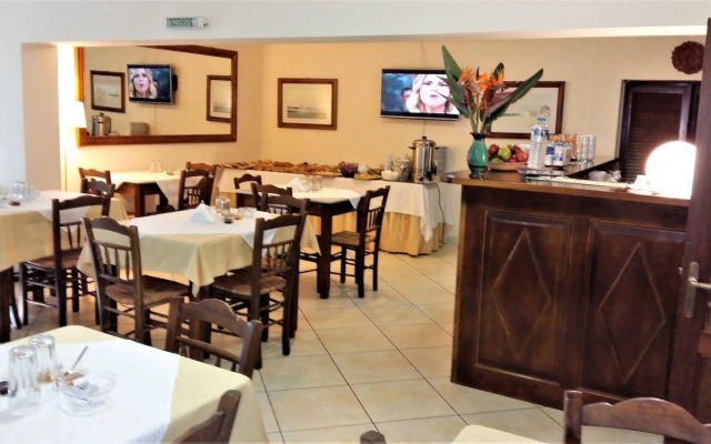 Philippos Hotel Apartments