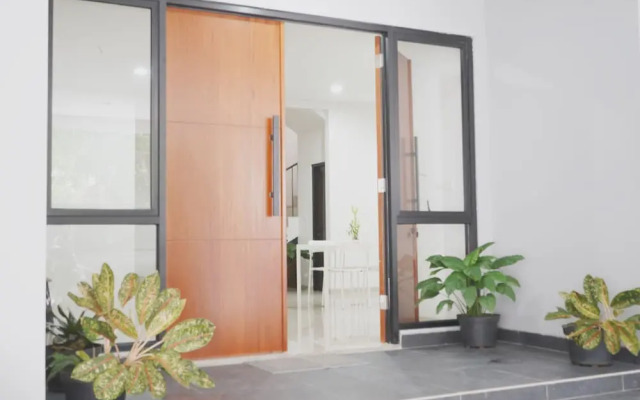 Cove Urooms Panglima Polim