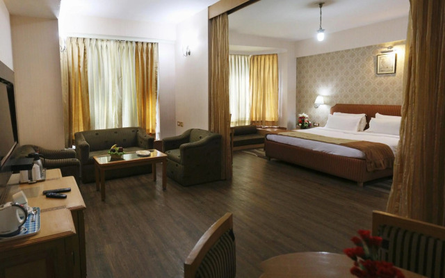 Dee Marks Hotel & Resorts
