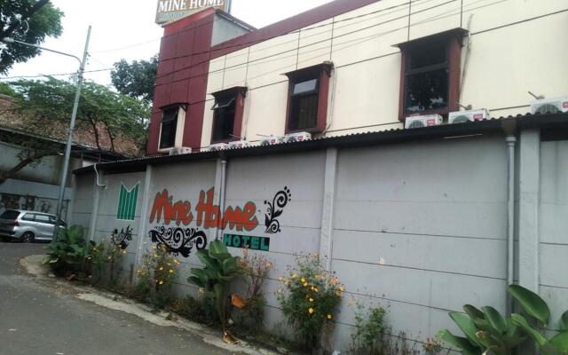Mine Home Hotel Bandung