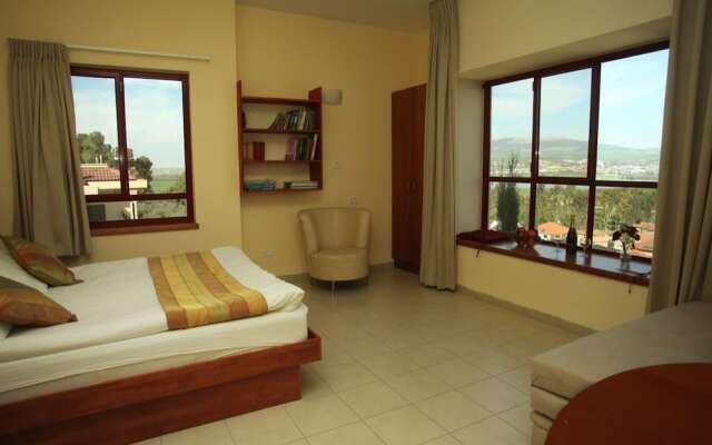 Gilboa Guest House - Benharim