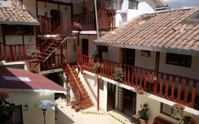 Hostal Carmeli A&C