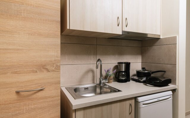 Ermis Luxury Suites & Apartments