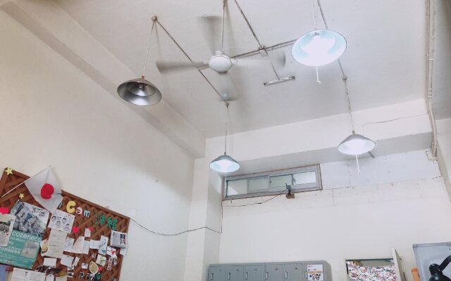 Guesthouse CamCam Okinawa - Hostel