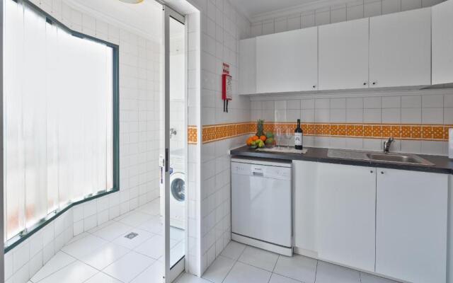 Golden Place Apartment