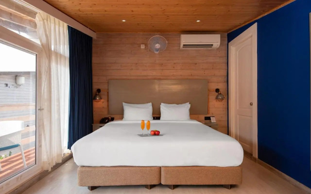 Living Room Beach Resort