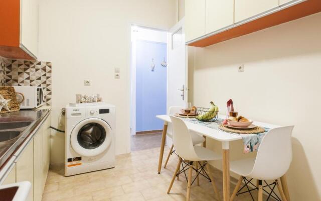 Cozy, Central, Safe apartment close to Acropolis