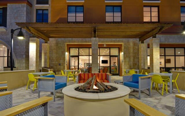 Home2 Suites by Hilton Orlando at Flamingo Crossings