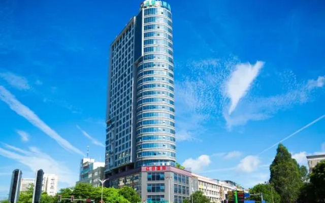 Wodun Platinum Hotel (Qinzhou East Railway Station Niannianfeng Plaza)