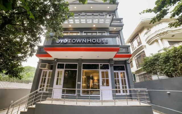 OYO Rooms Cyber Hub 2