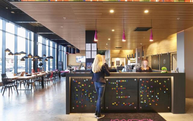 Moxy Aberdeen Airport