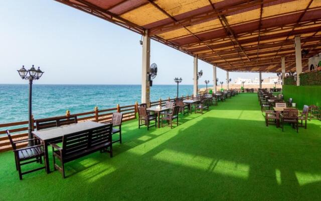 Sur Bandar Al Ayjah Hotel Apartments