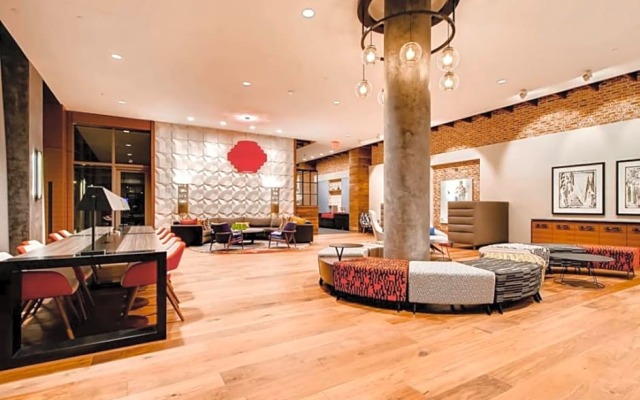 Global Luxury Suites at South Arlington